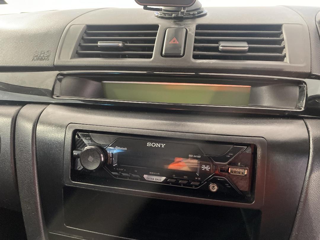 Photo '28' of Mazda Axela