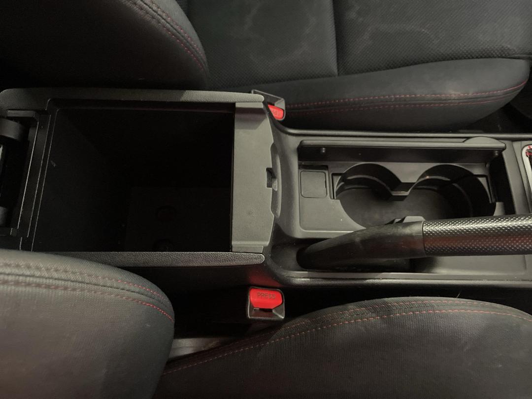 Photo '31' of Mazda Axela