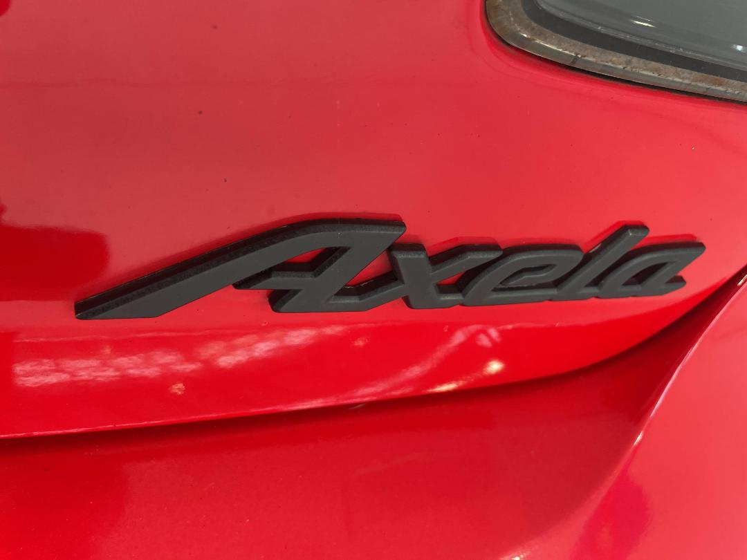 Photo '35' of Mazda Axela