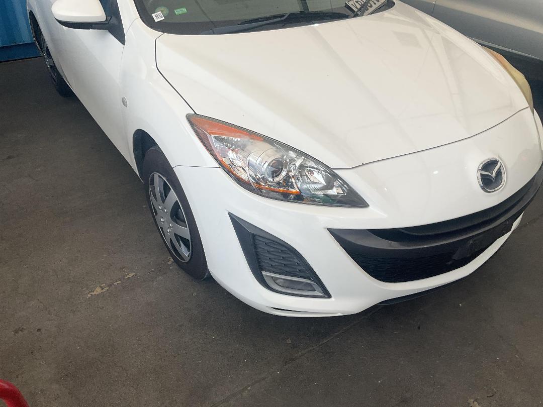 Photo '4' of Mazda Axela Photo '4' of Mazda Axela