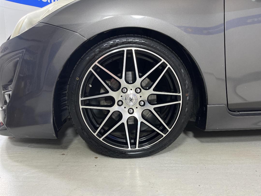 Photo '8' of Mazda Axela