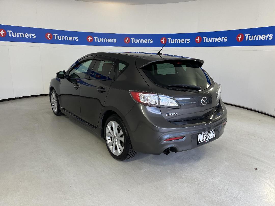 Photo '5' of Mazda Axela