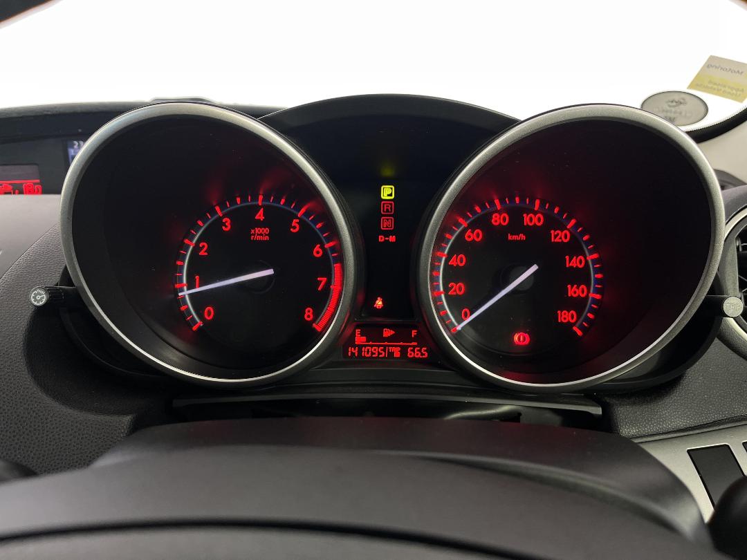 Photo '21' of Mazda Axela