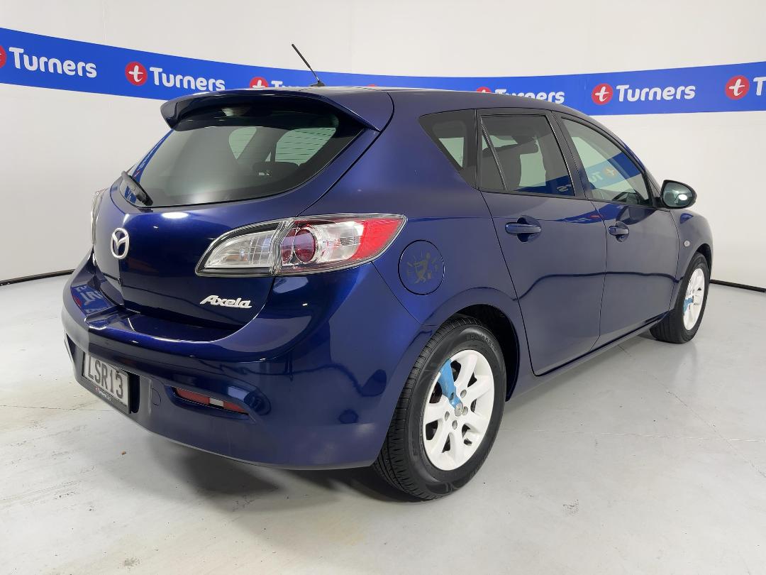 Photo '7' of Mazda Axela Photo '7' of Mazda Axela