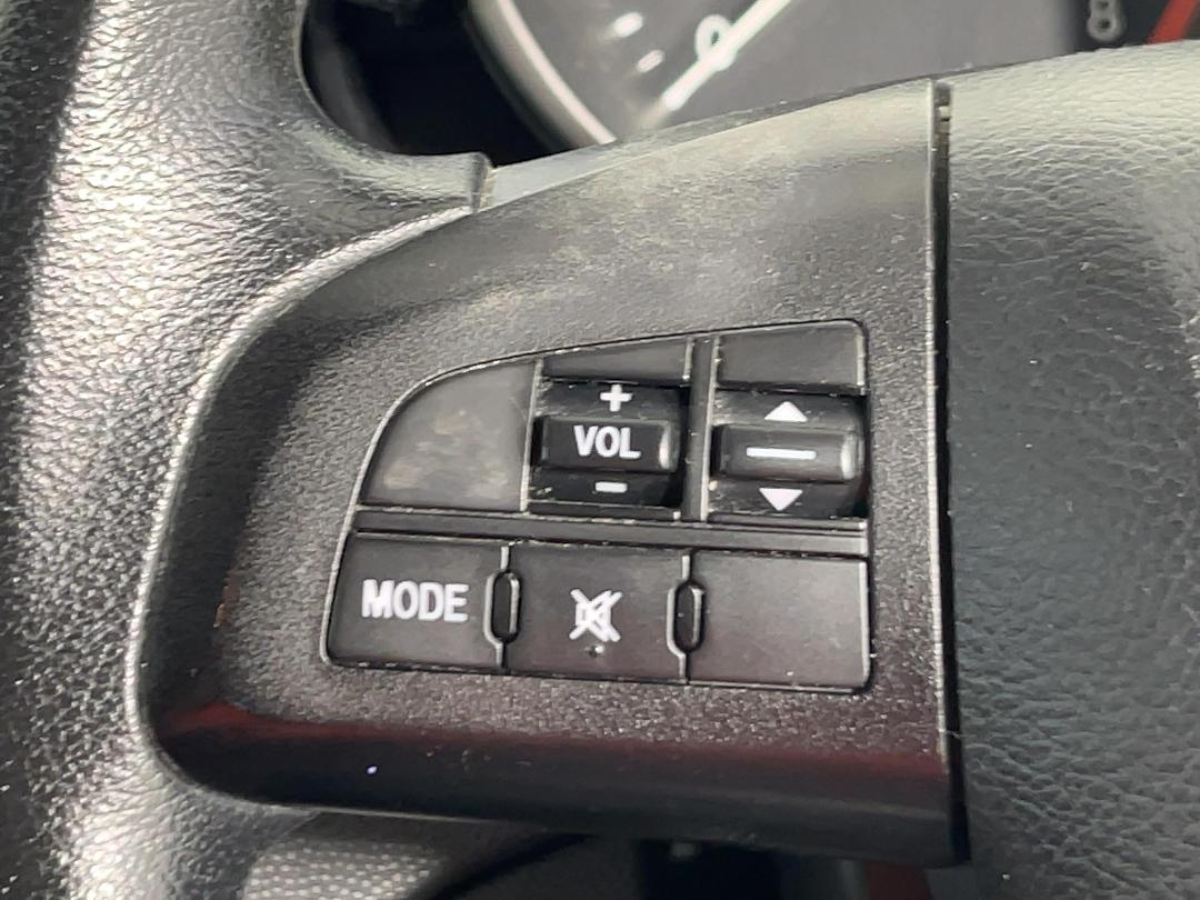 Photo '24' of Mazda Axela Photo '24' of Mazda Axela