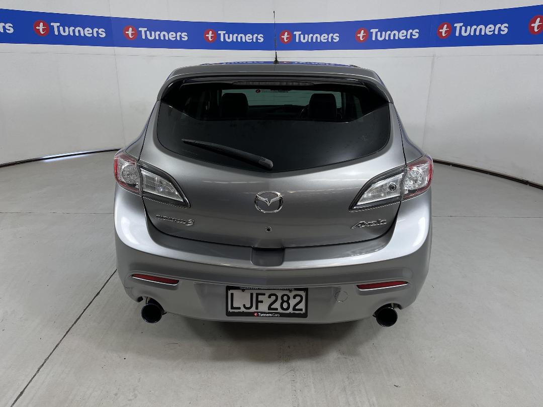 Photo '6' of Mazda Axela