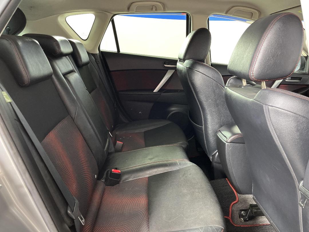 Photo '20' of Mazda Axela