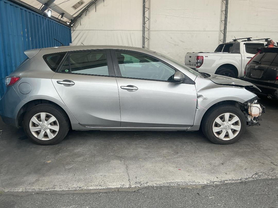 Photo '7' of Mazda Axela