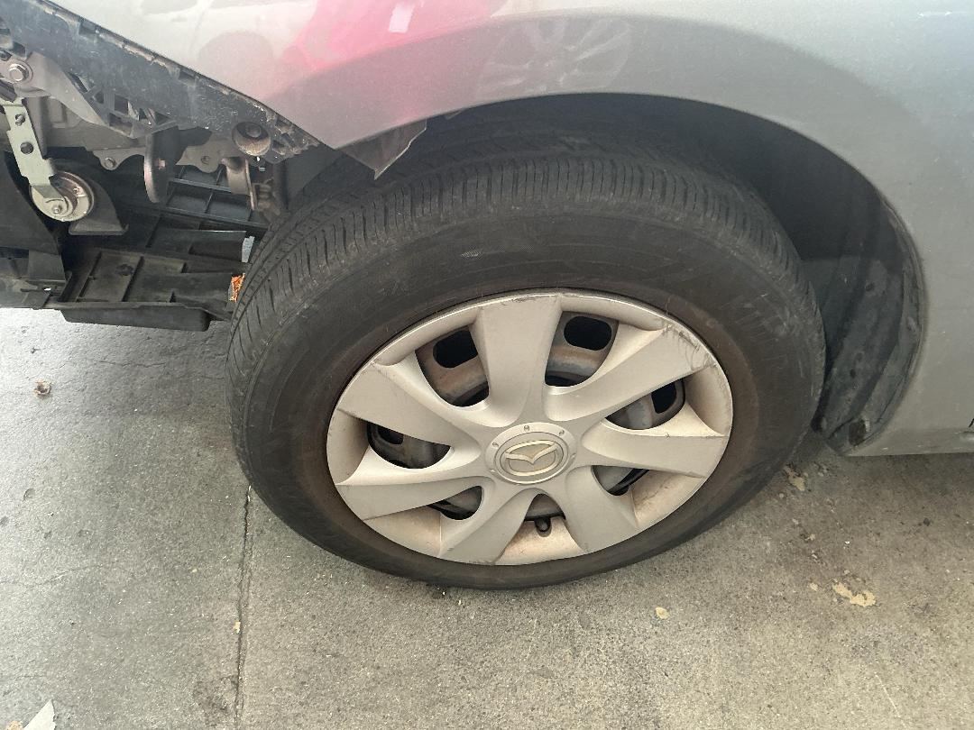 Photo '17' of Mazda Axela