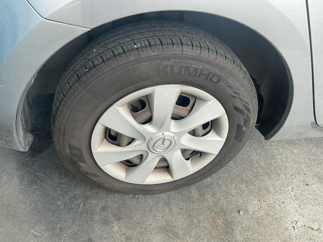 Photo '19' of Mazda Axela