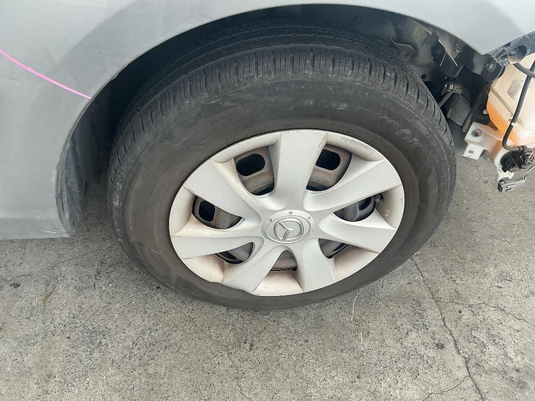 Photo '20' of Mazda Axela