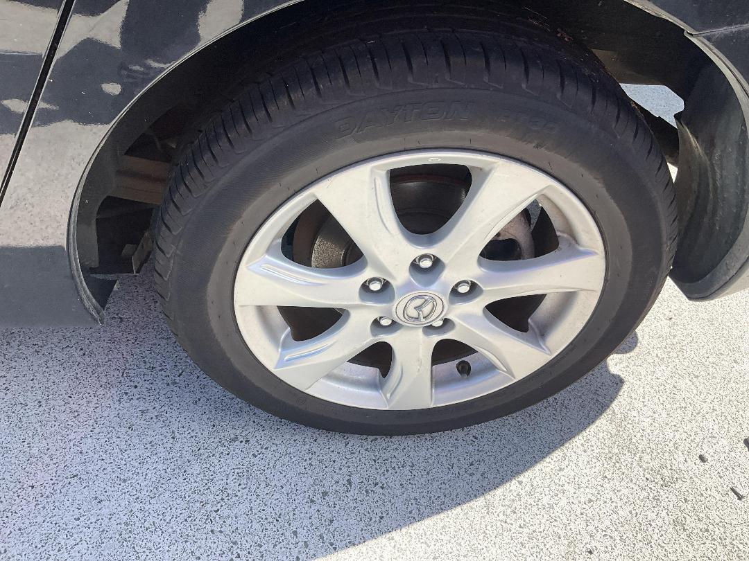 Photo '9' of Mazda Axela