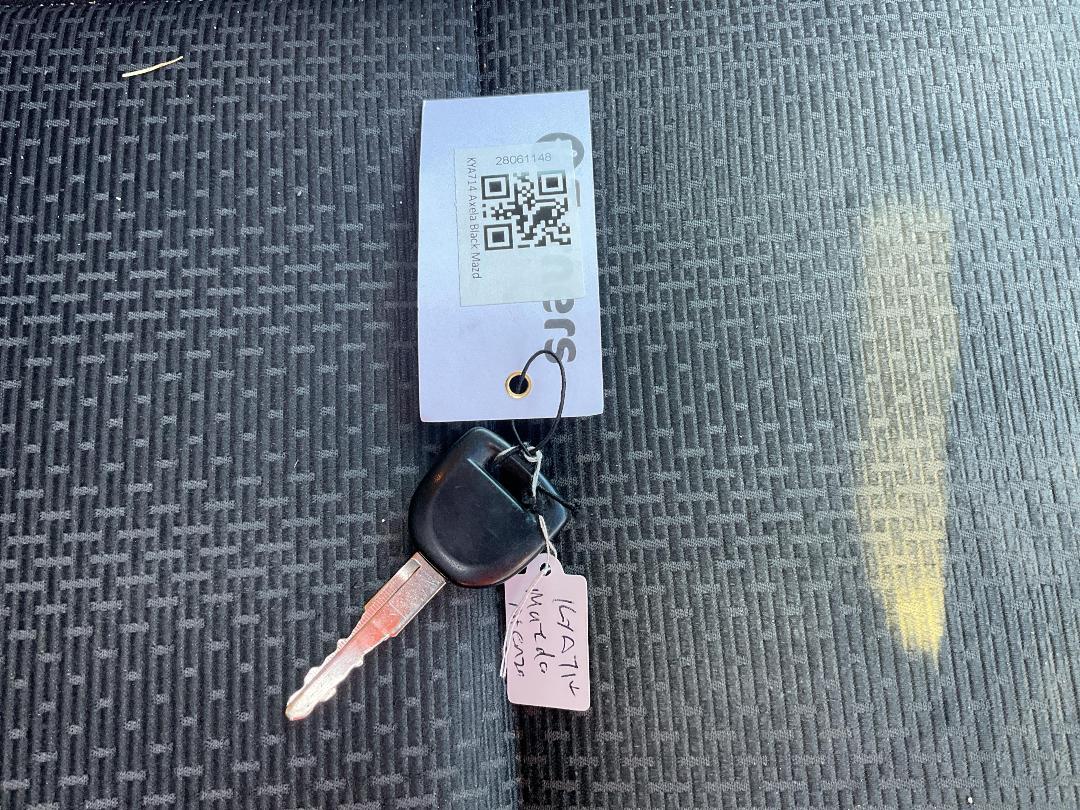 Photo '17' of Mazda Axela