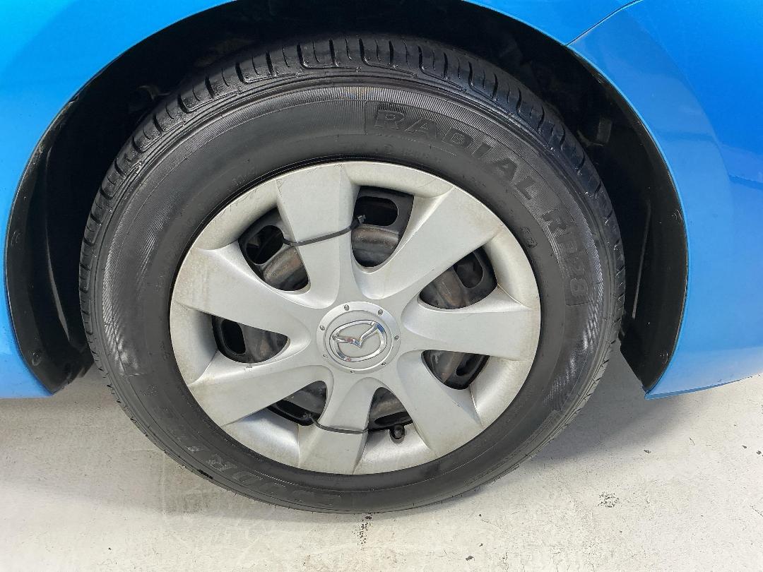 Photo '9' of Mazda Axela Photo '9' of Mazda Axela