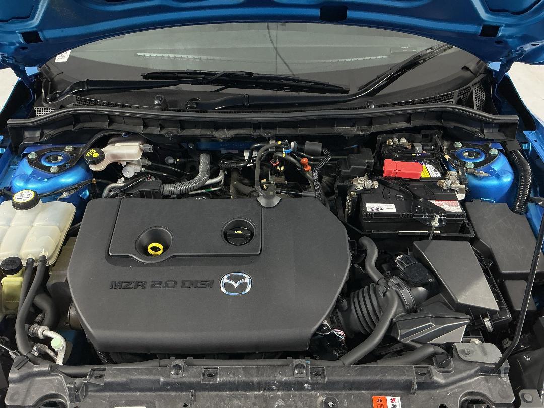 Photo '13' of Mazda Axela Photo '13' of Mazda Axela