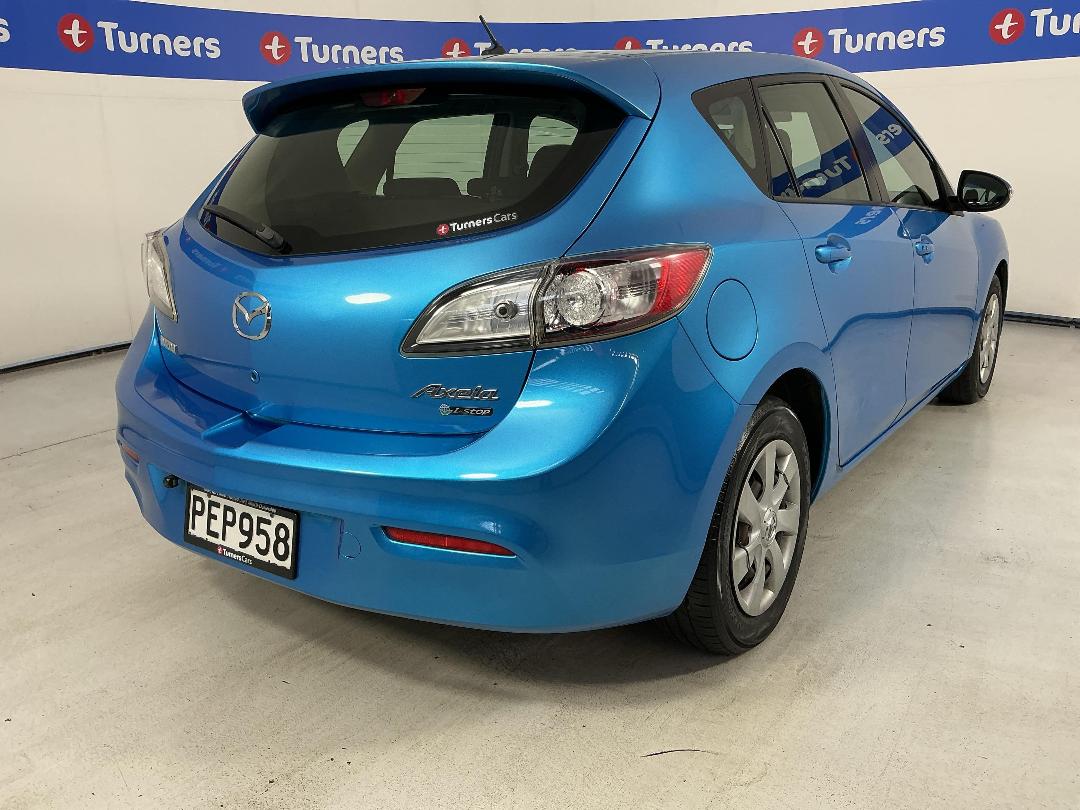 Photo '7' of Mazda Axela Photo '7' of Mazda Axela