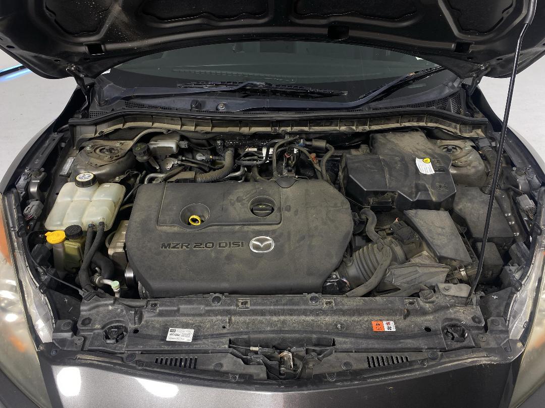 Photo '13' of Mazda Axela