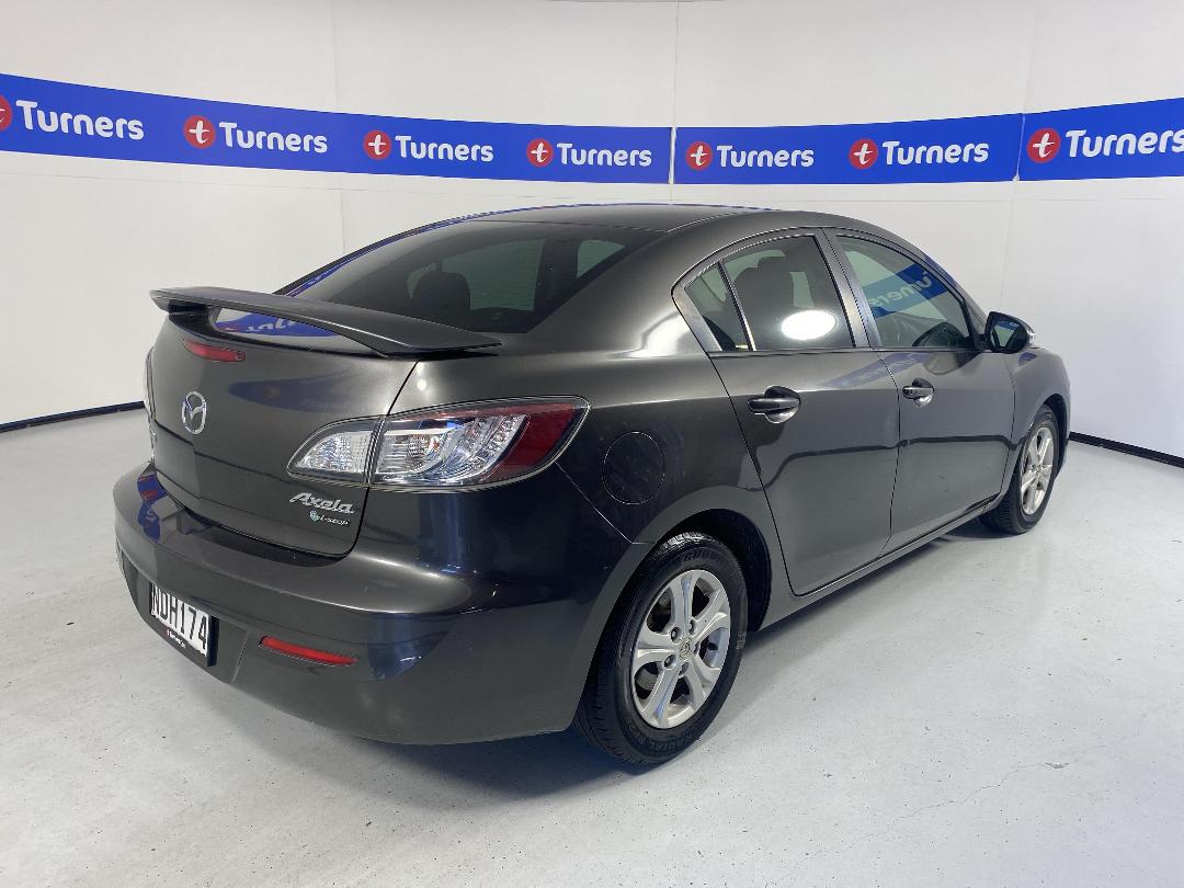 Photo '7' of Mazda Axela