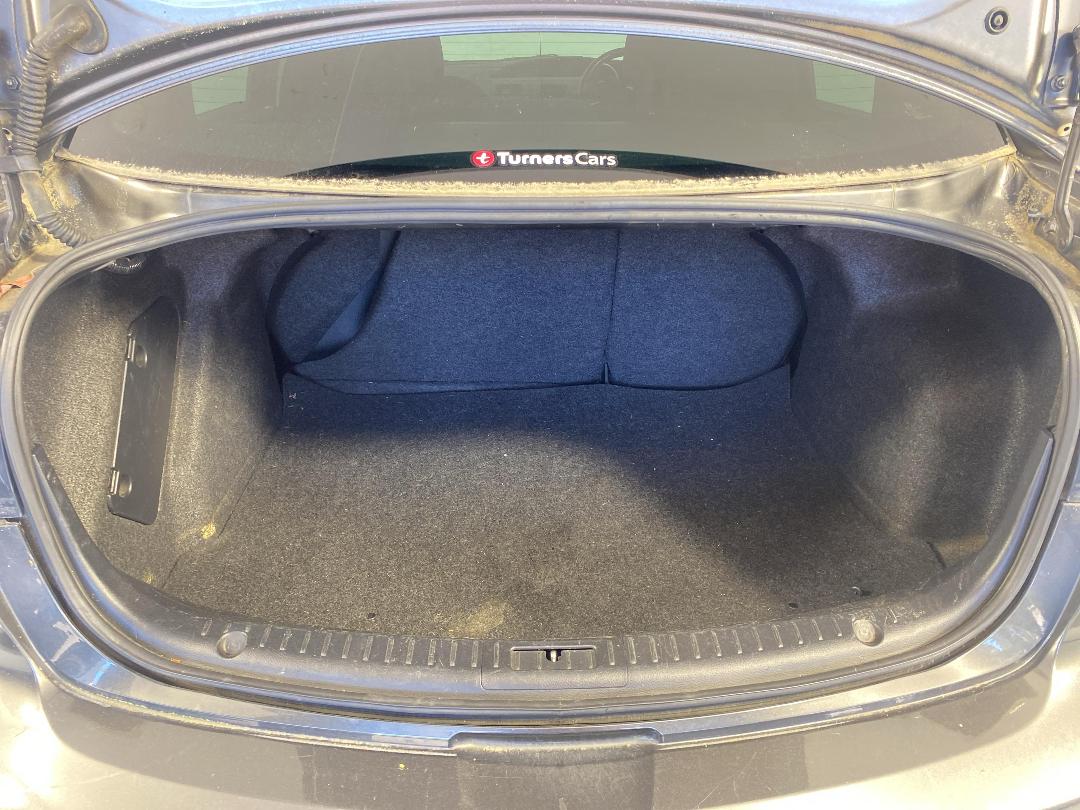 Photo '14' of Mazda Axela