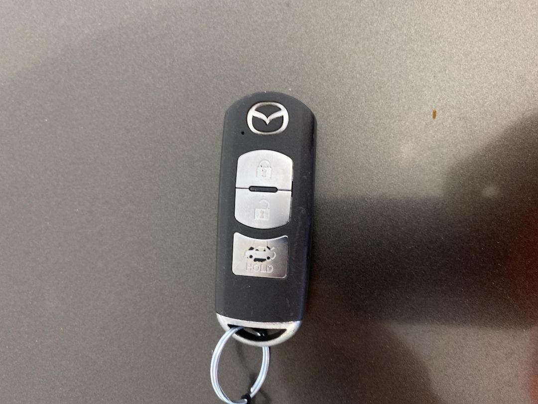 Photo '22' of Mazda Axela