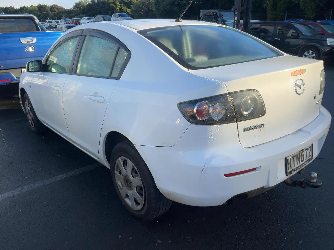 Photo '3' of Mazda Axela