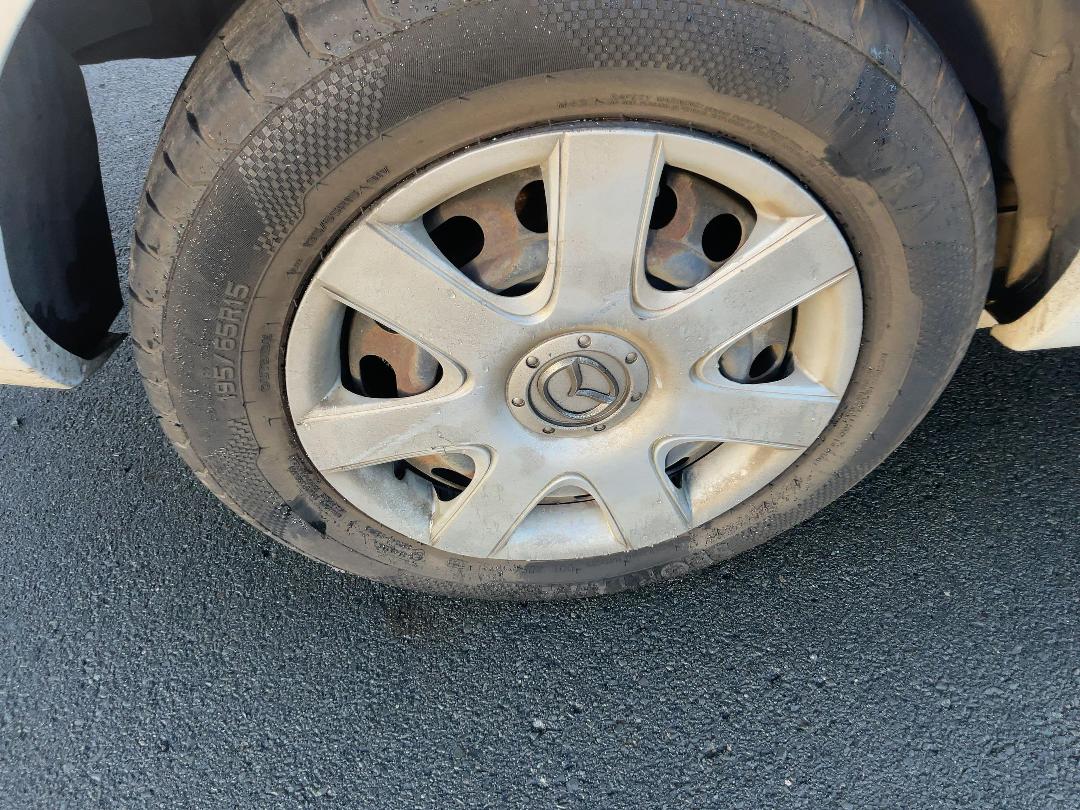 Photo '5' of Mazda Axela