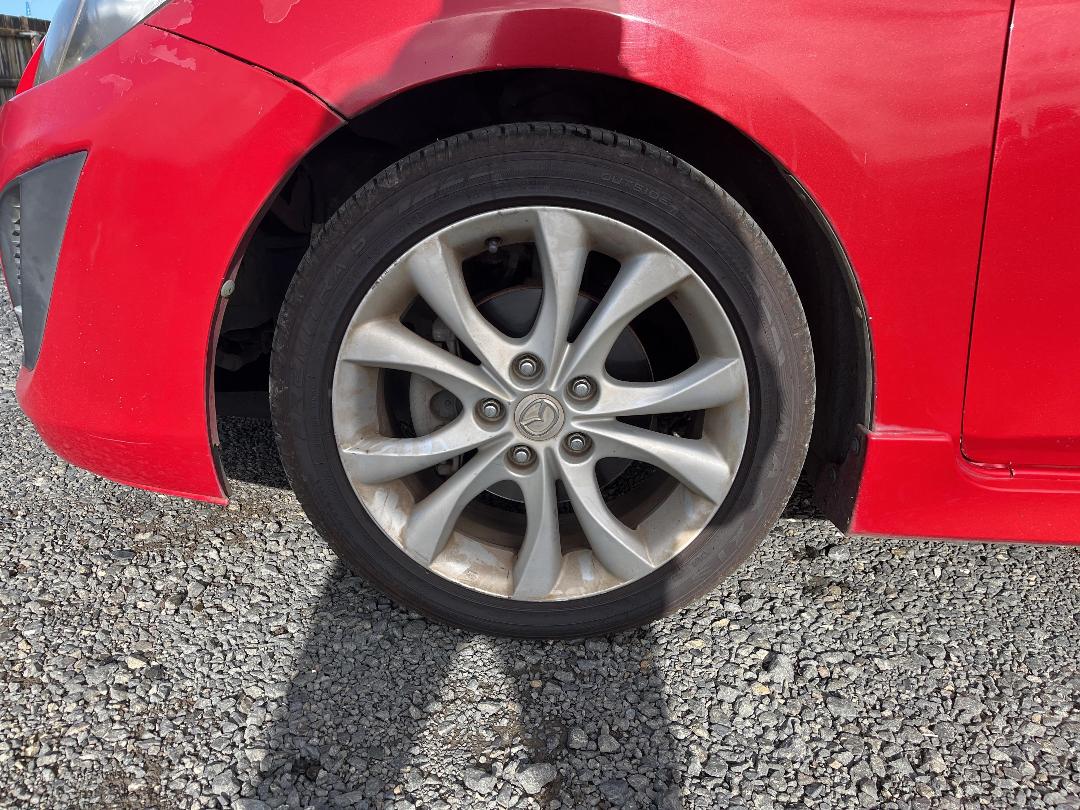 Photo '8' of Mazda Axela Sports Wagon Photo '8' of Mazda Axela Sports Wagon