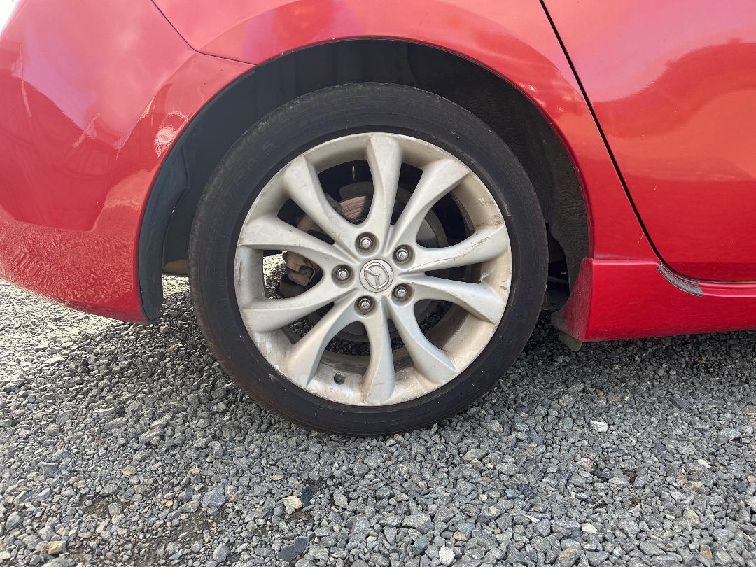 Photo '10' of Mazda Axela Sports Wagon Photo '10' of Mazda Axela Sports Wagon