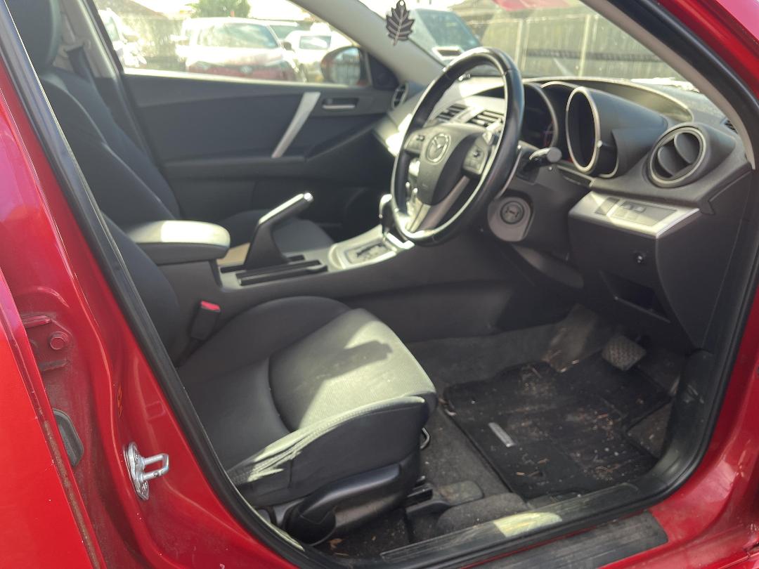 Photo '14' of Mazda Axela Sports Wagon Photo '14' of Mazda Axela Sports Wagon