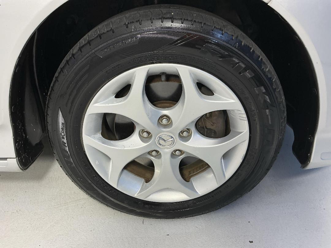 Photo '9' of Mazda Biante