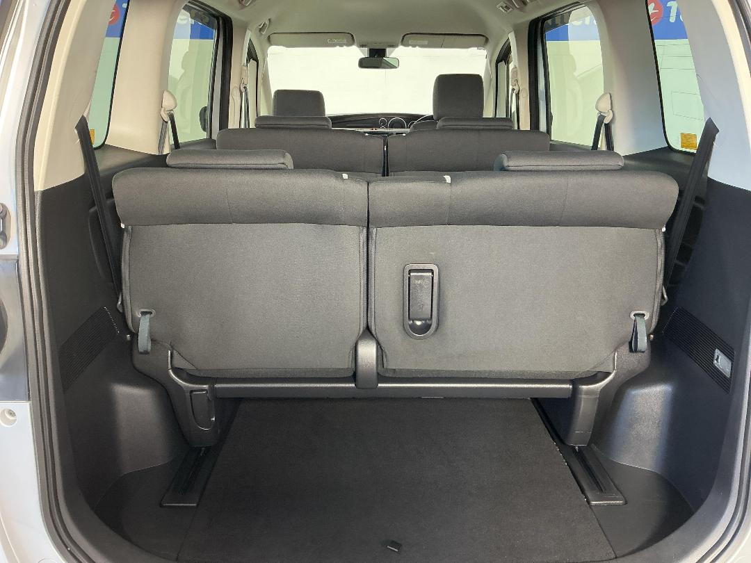 Photo '14' of Mazda Biante