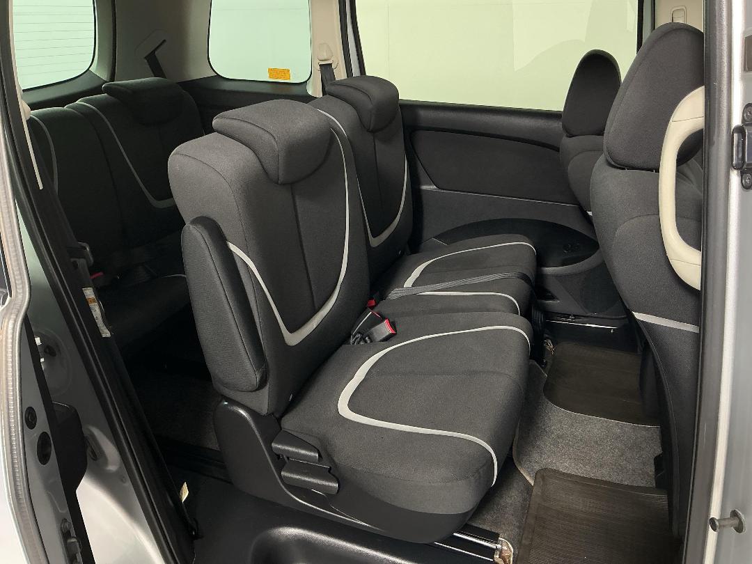 Photo '19' of Mazda Biante