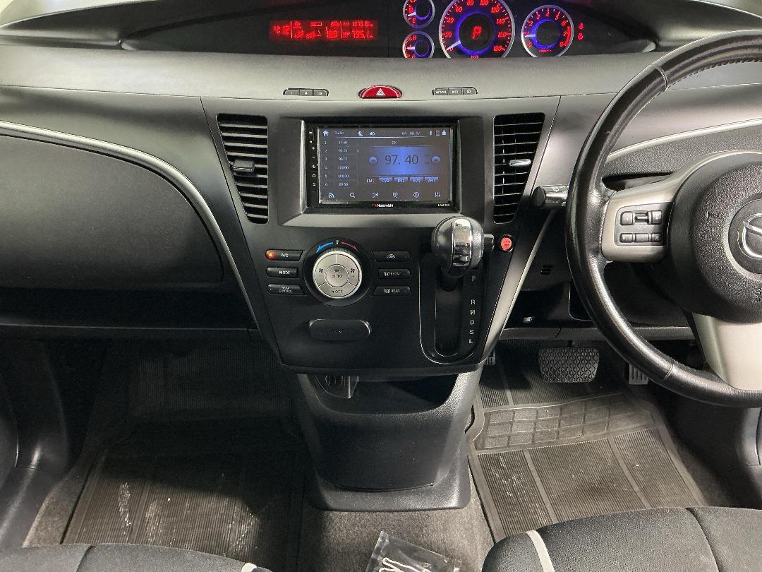 Photo '18' of Mazda Biante