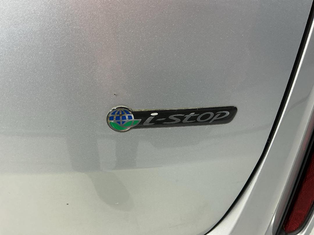 Photo '29' of Mazda Biante