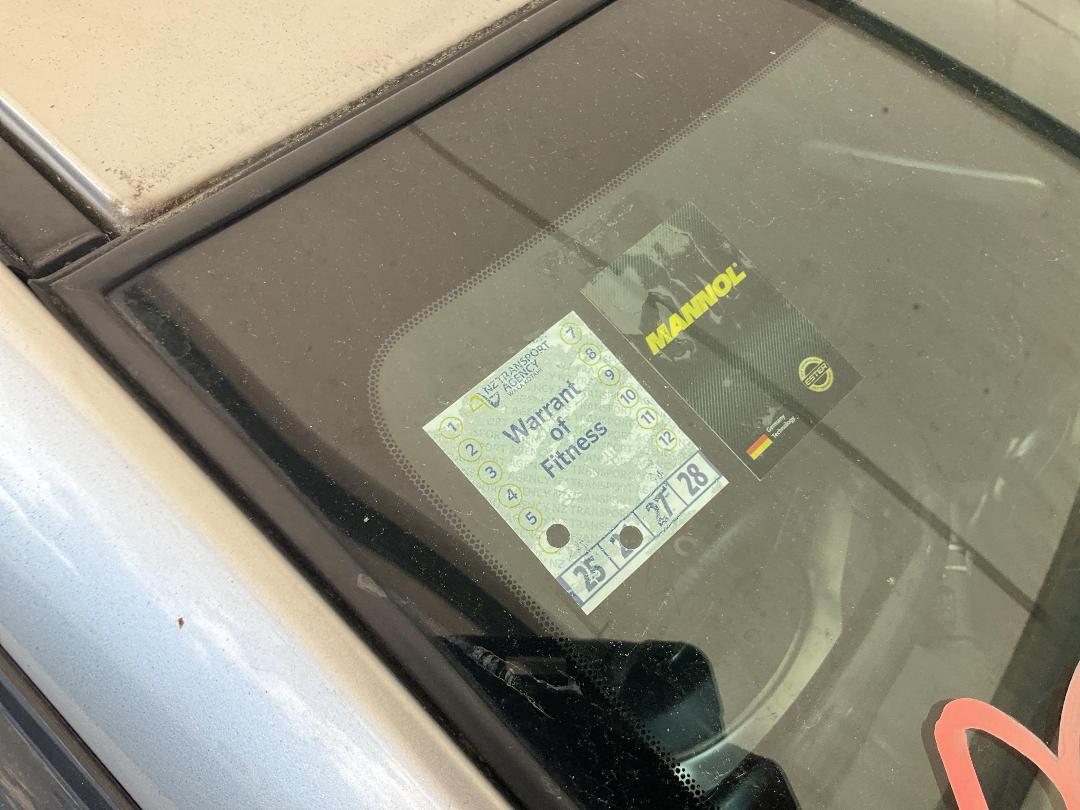 Photo '23' of Mazda Demio Photo '23' of Mazda Demio