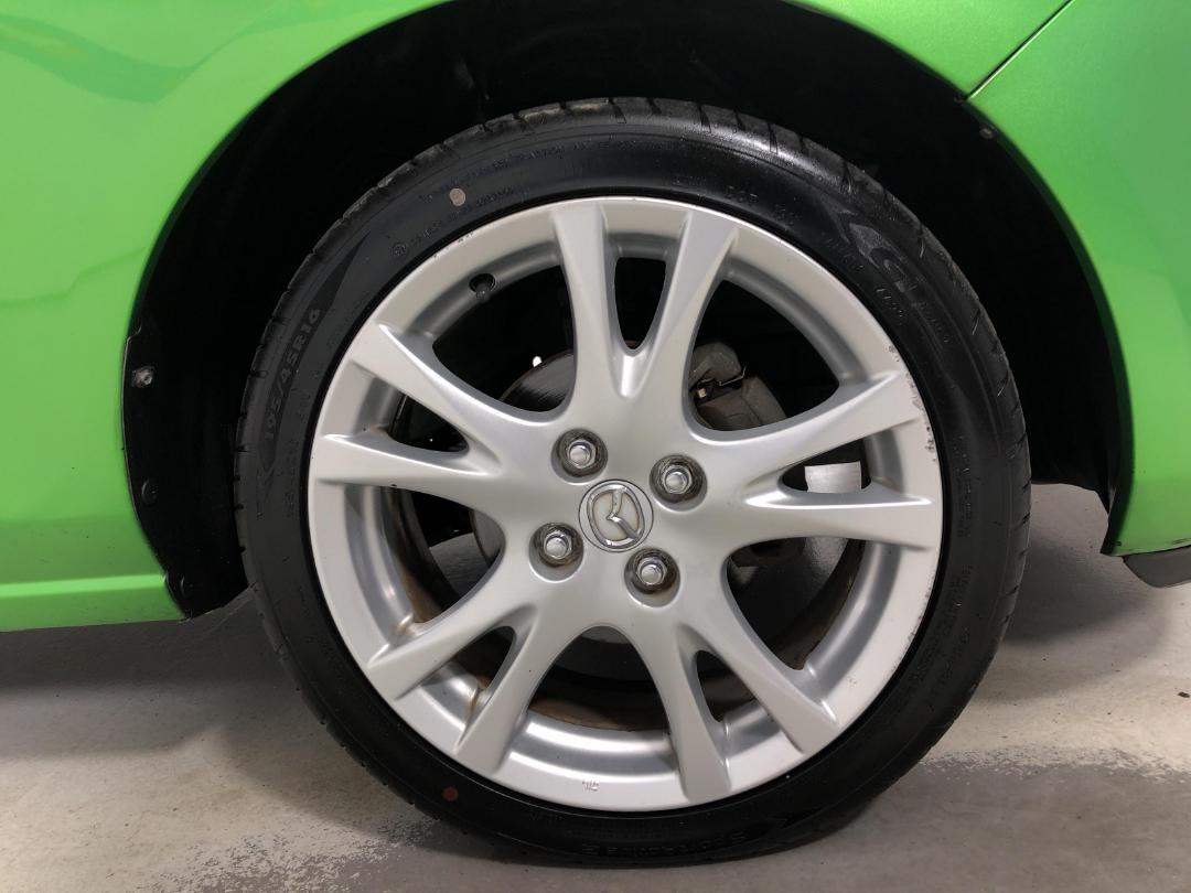 Used Mazda Demio 2009 Avalon Drive at Turners Cars 26335681 Turners