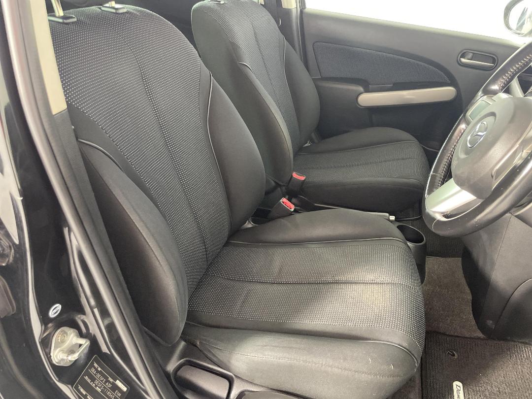 Photo '16' of Mazda Demio