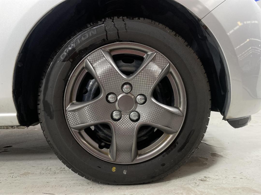 Photo '9' of Mazda Demio