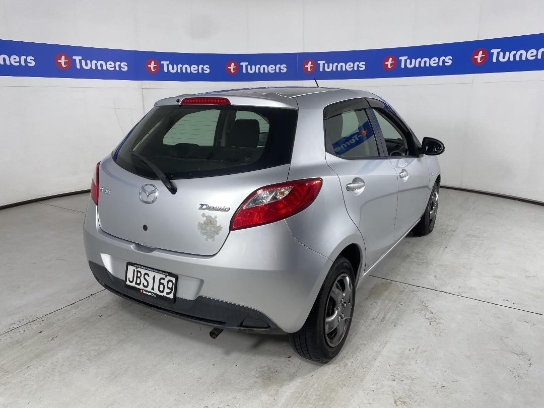 Photo '7' of Mazda Demio