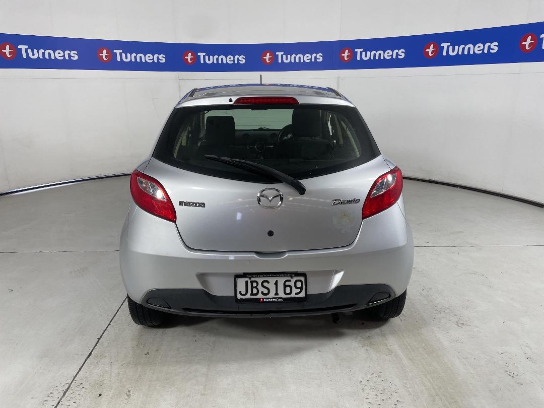 Photo '6' of Mazda Demio