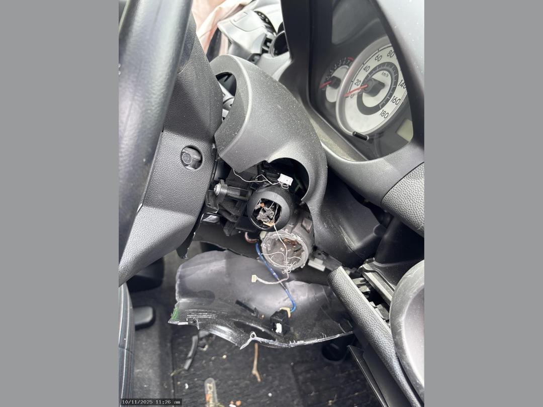 Photo '6' of Mazda Demio Photo '6' of Mazda Demio