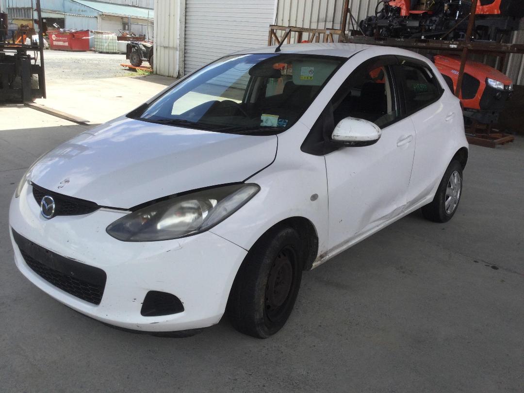 Photo '3' of Mazda Demio