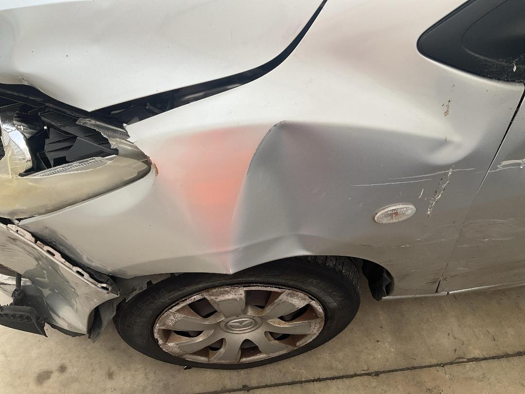 Photo '21' of Mazda Demio