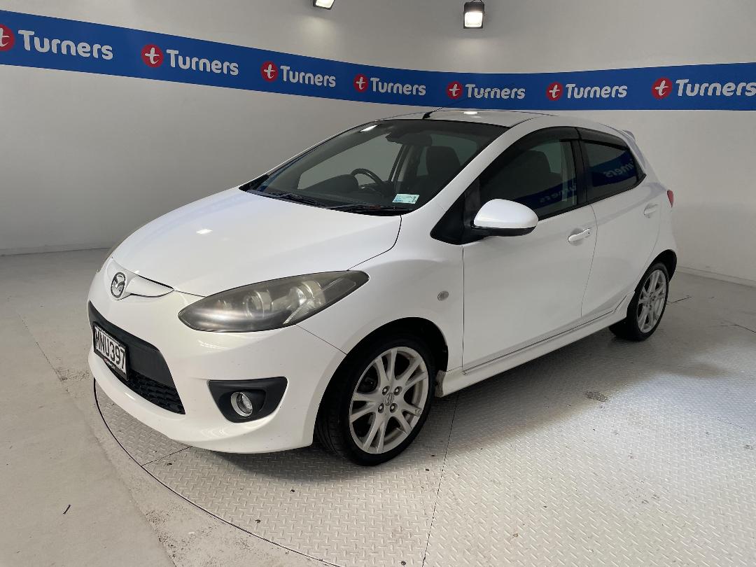 Photo '4' of Mazda Demio