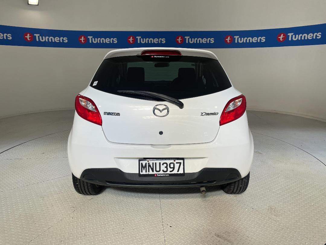 Photo '6' of Mazda Demio