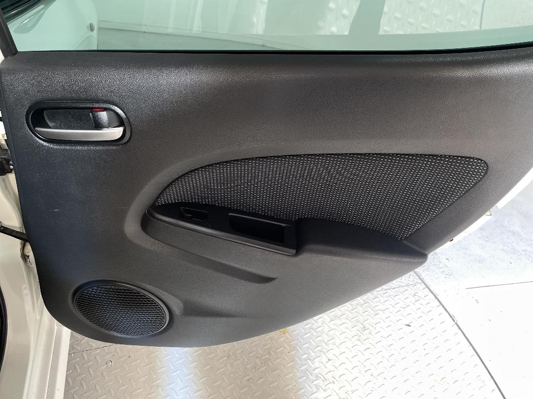 Photo '19' of Mazda Demio