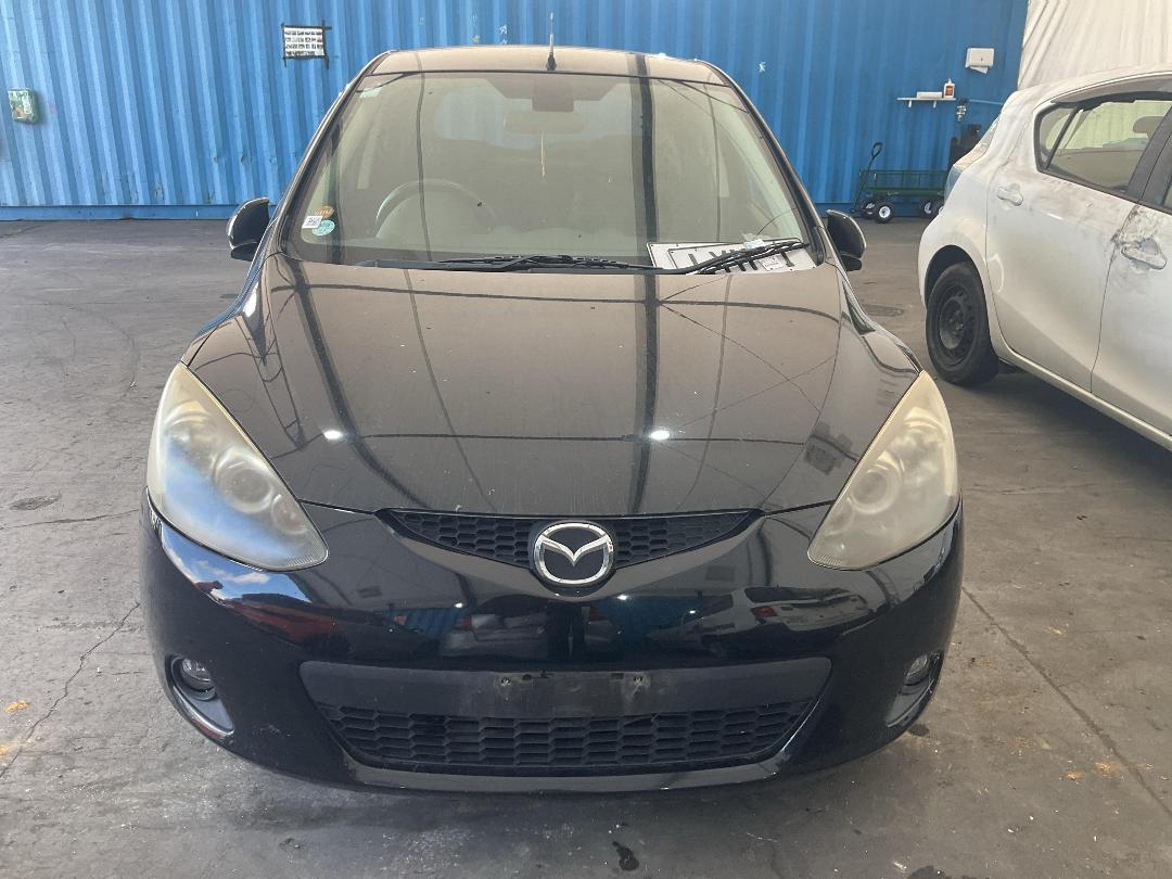 Photo '6' of Mazda Demio