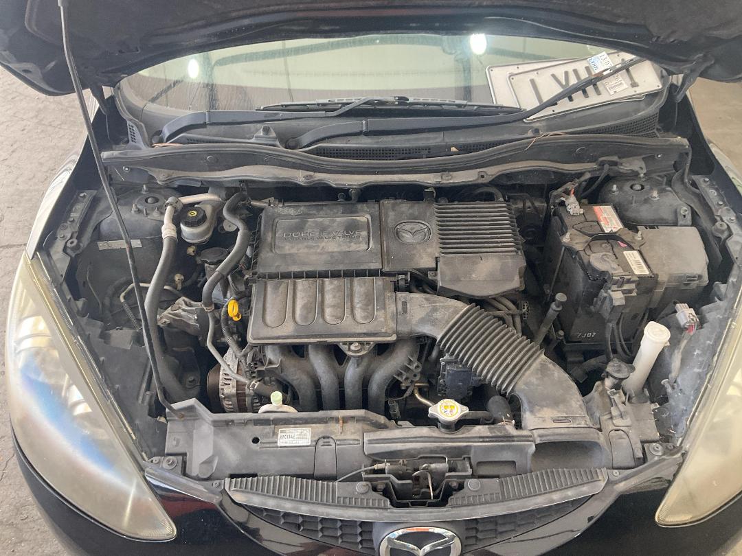 Photo '27' of Mazda Demio