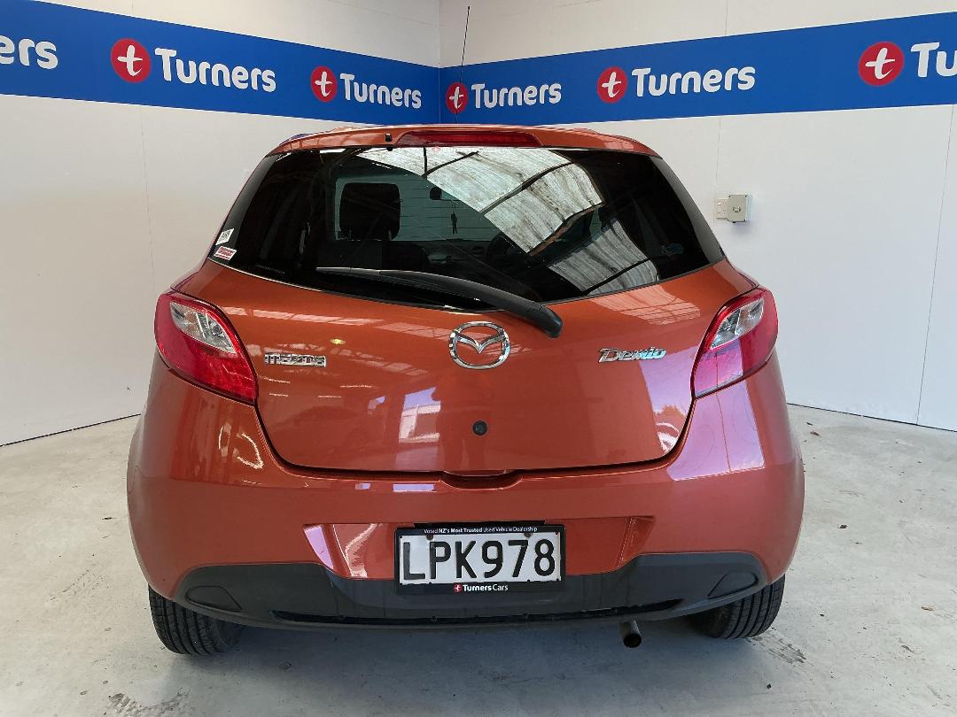 Photo '6' of Mazda Demio Photo '6' of Mazda Demio