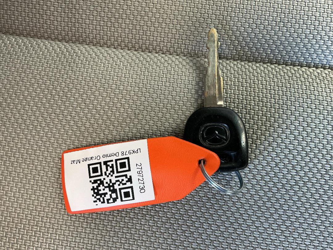 Photo '22' of Mazda Demio Photo '22' of Mazda Demio